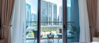 Cozy 1-bedroom condo 5-Minute Walk to Dubai Mall & Burj Khalifa