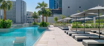 1-bedroom condo 5-Minute Walk to Dubai Mall & Burj Khalifa