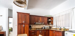 Studio, 1 Bedroom, Smoking, Balcony | Interior