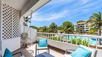 Apartment, 2 Bedrooms, Smoking, Balcony | Balcony