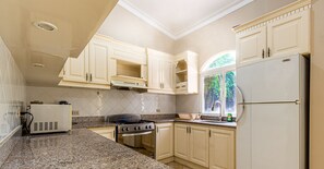 Interior - Family Place, Sosua Ocean Village! (Sosúa)