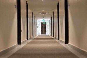 Hallway - The Palms by Eagles Airport City (Accra)