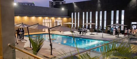 Piscine extérieure