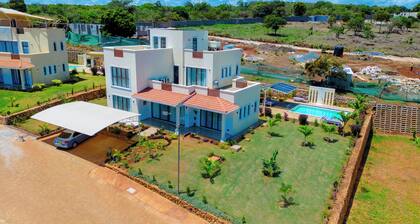 4-bedroom villa in enchanting Pazuri in Kilifi County with AC, WiFi