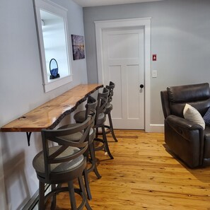 Interior - Charming 3-bedroom house with AC and WiFi in Thomaston (Thomaston)