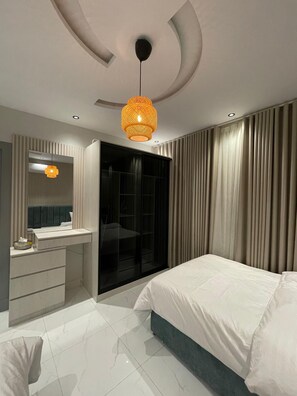 1 bedroom, iron/ironing board, WiFi, bed sheets