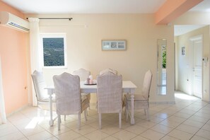 Dining - Villa Thaleia With Beautiful Sea Views (LEFKADA)