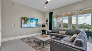 TV - The Labyrinth | Luxury | Arcades | Cinema (Kissimmee)