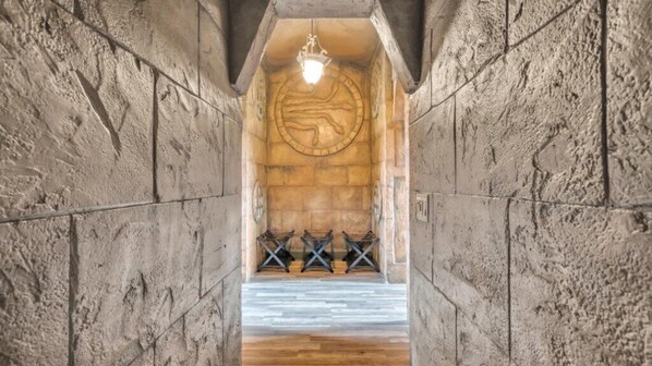 Interior - The Labyrinth | Luxury | Arcades | Cinema (Kissimmee)