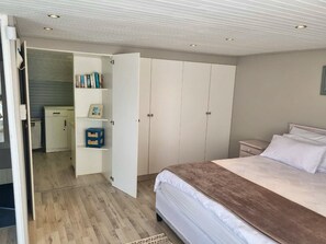 3 dormitorios, tabla de planchar con plancha, wifi gratis y ropa de cama