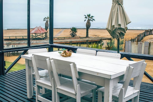 ​Beachfront Bliss: Charming 3BR Cottage in Langstrand | Sea | Dunes | WiFi | BBQ