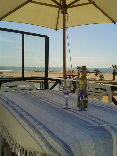 ​Beachfront Bliss: Charming 3BR Cottage in Langstrand | Sea | Dunes | WiFi | BBQ