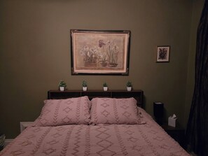 1 bedroom, iron/ironing board, WiFi, bed sheets