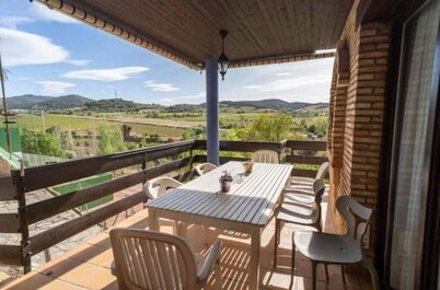 Your meeting point, gather your friends and family in a dream house.