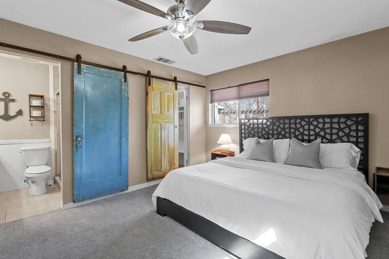 4 bedrooms, travel cot, WiFi, bed sheets