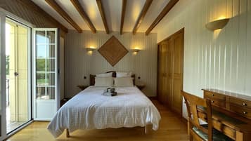 6 bedrooms, internet