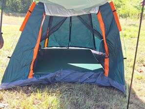 Property grounds - Charming campground and Nature Trail in Mwea with stunning views (Embu)
