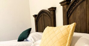 Deluxe Double Room | Free WiFi, wheelchair access - Posada Conchita  (Tlalpujahua)