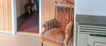 5 bedroom nice home in Namsos