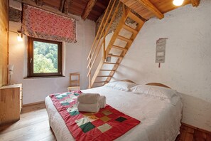 4 habitaciones, tabla de planchar con plancha y wifi gratis 