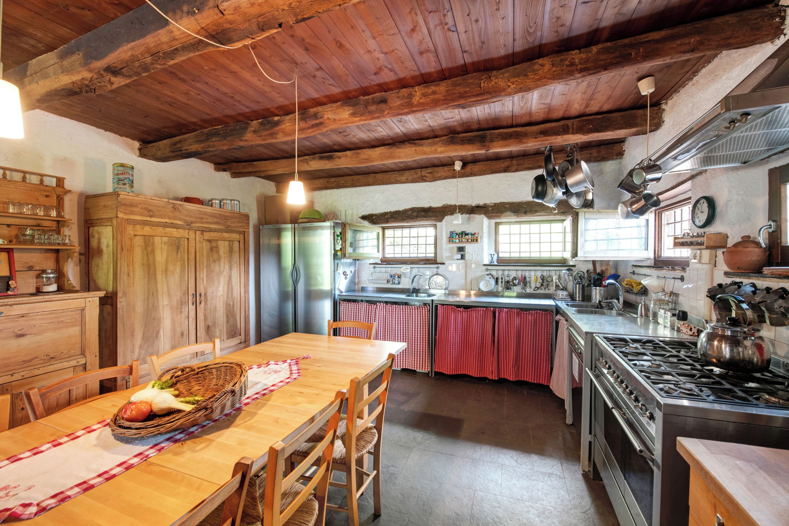 Kühlschrank, Ofen, Herdplatte, Geschirrspüler