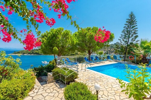 Studio 'Dolphin Villa 3' avec vue sur la mer, Wi-Fi et climatisation