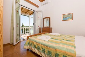 2 soverom, strykejern/-brett, wi-fi (inkludert) og sengetøy