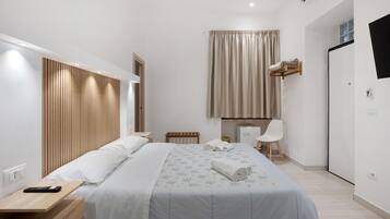 1 quarto, Wi-Fi de cortesia, roupa de cama