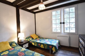 3 quartos