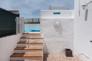 Pool - Holiday Home 'Susana' with Private Pool, Private Terrace and Wi-Fi (Santa Eulària des Riu)