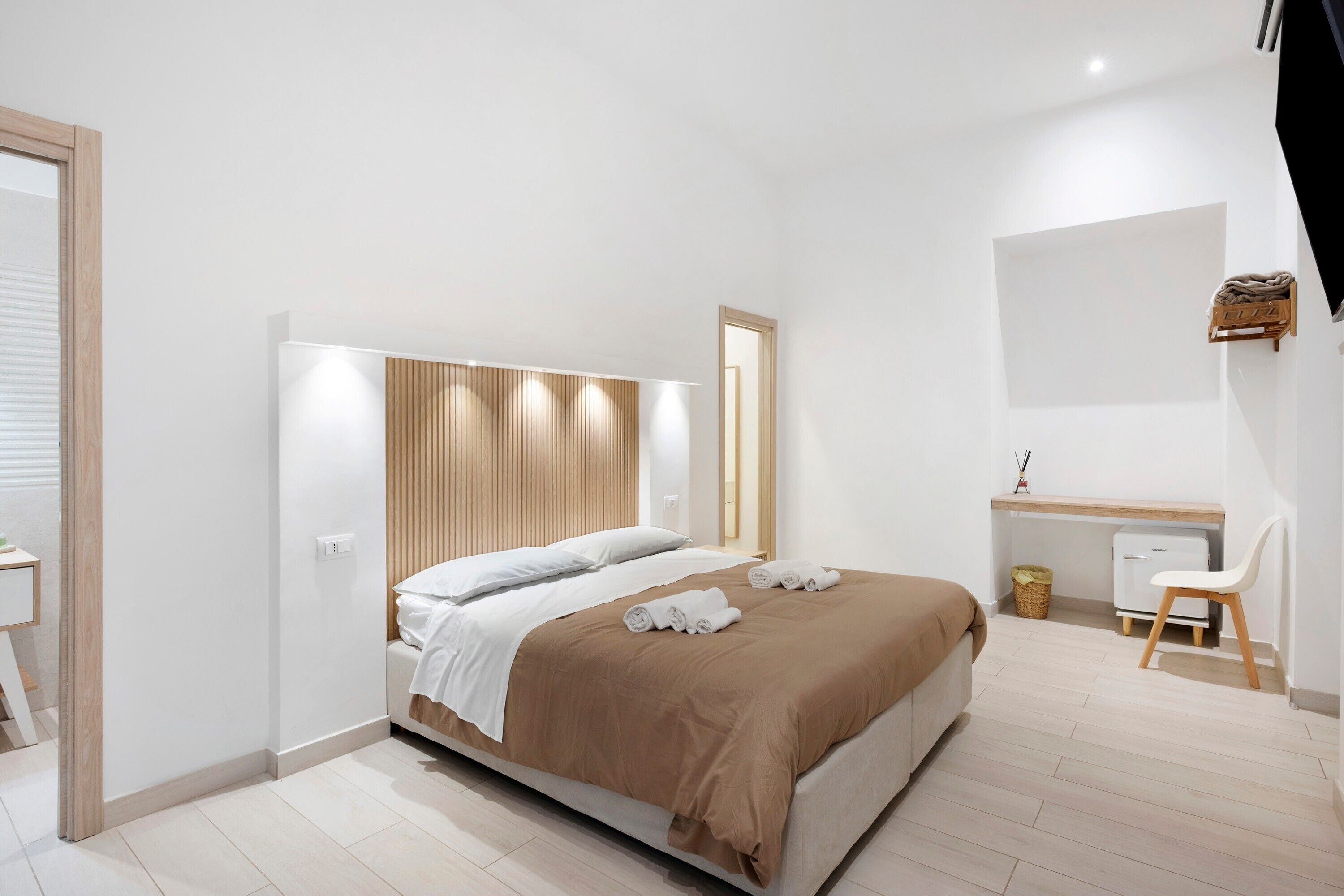 2 quartos, Wi-Fi de cortesia, roupa de cama