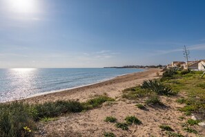 Vlak bij het strand