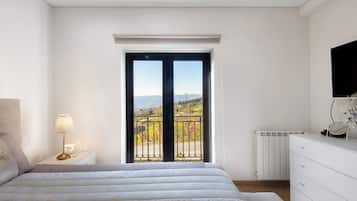 2 chambres, fer et planche Ă repasser, Wi-Fi gratuit, draps fournis