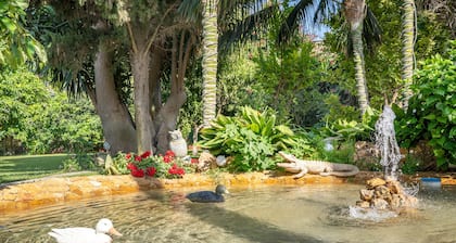 Country House 'El Amanecer' with Mountain View, Wi-Fi and Air Conditioning