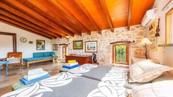 4 habitaciones, tabla de planchar con plancha y wifi gratis