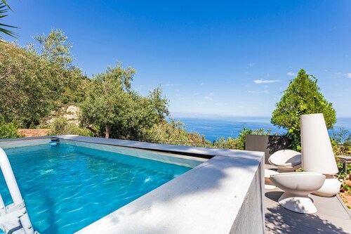 Villa 'Storica Taormina' avec vue sur la mer, Wi-Fi et climatisation