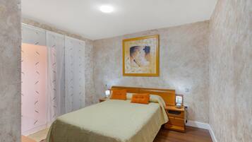 3 slaapkamers, gratis wifi, beddengoed