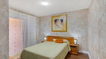 3 chambres, Wi-Fi gratuit, draps fournis