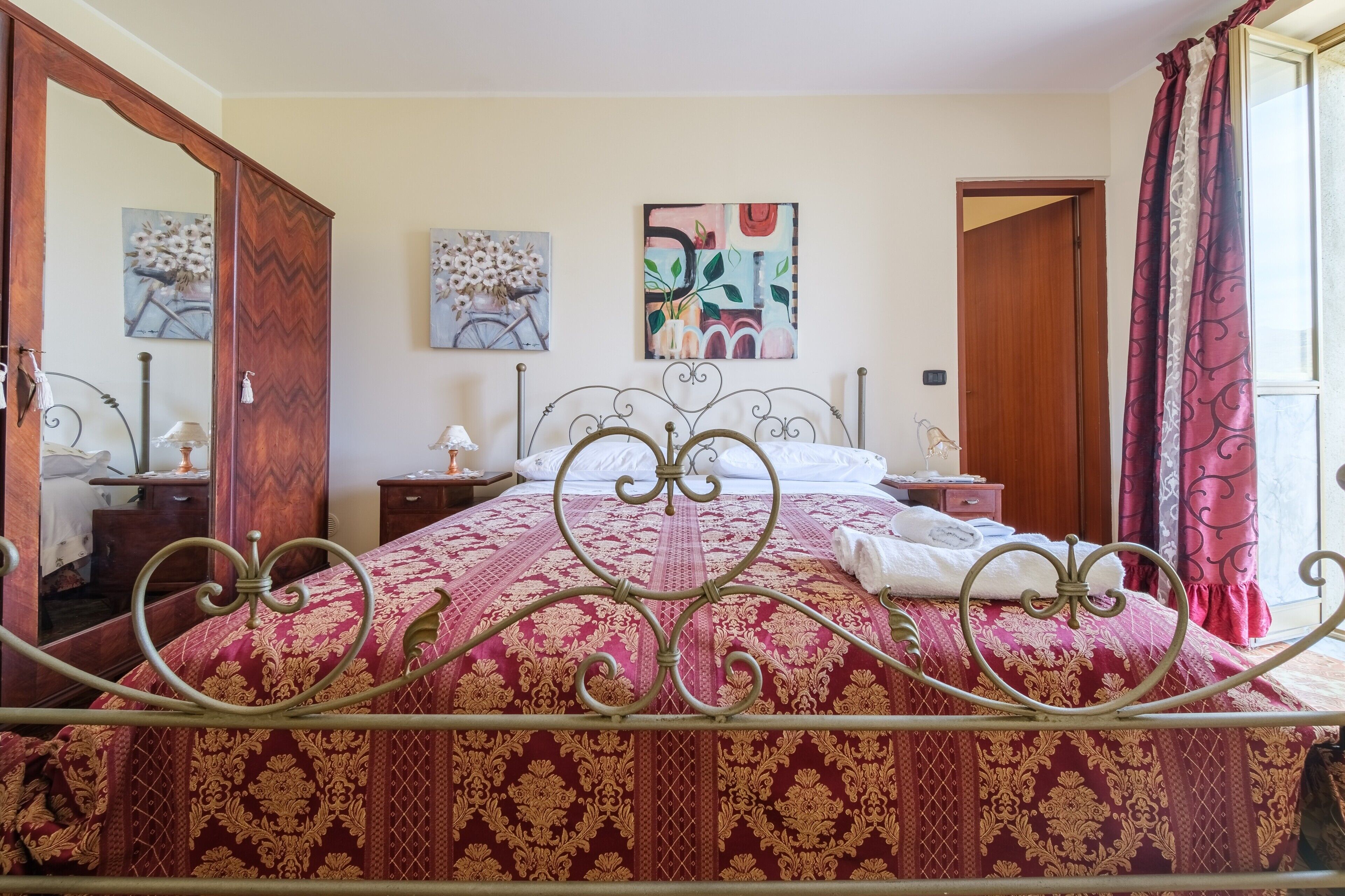 1 bedroom, iron/ironing board, free WiFi, bed sheets