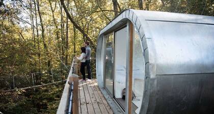 Cabin Le Module – Suspended cabin at 12m, thrilling experience and stunning forest view