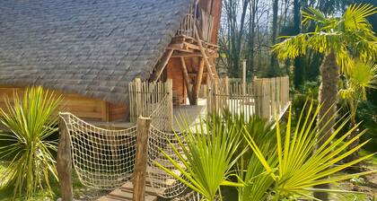 La Cabane Java – Romantic getaway in nature with private spa, terrace, and activities