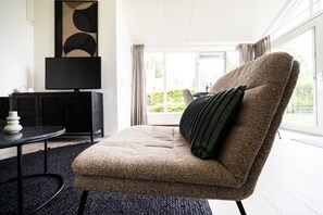 Televisie en een open haard