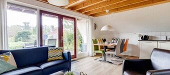 Summer Dove I Detached Summer Bungalow with View