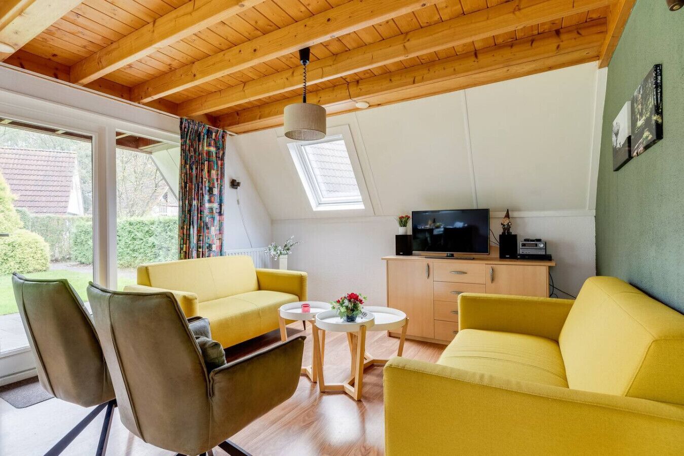 Televisión y estéreo 