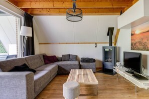 Télévision, chaîne hi-fi