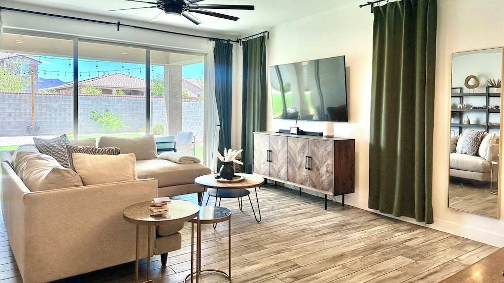 Newly Renovated Desert Retreat With Resort-style Backyard - Buckeye, AZ