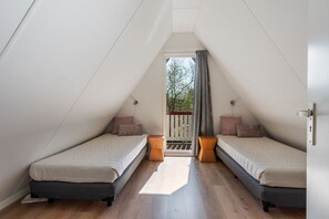 3 bedrooms, WiFi, bed sheets