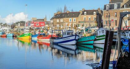 Superbe maison Ă Runan avec WiFi