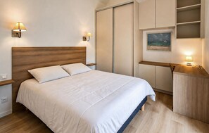 2 Schlafzimmer, Reisekinderbett, kostenloses WLAN, Bettwäsche
