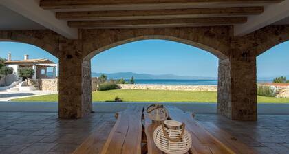 Amelia Villa Collection